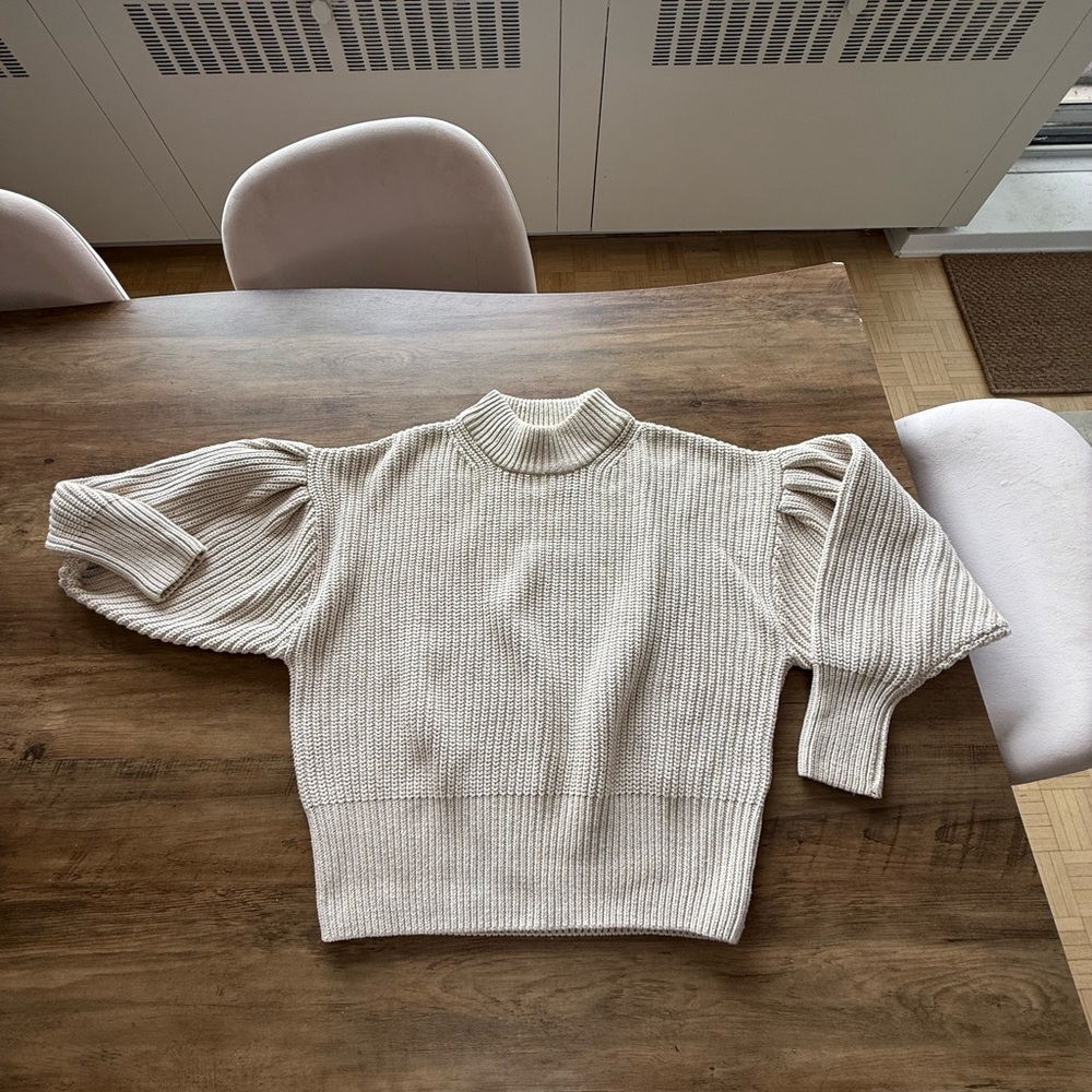 H&M Off-White Ribbed Turtleneck Sweater